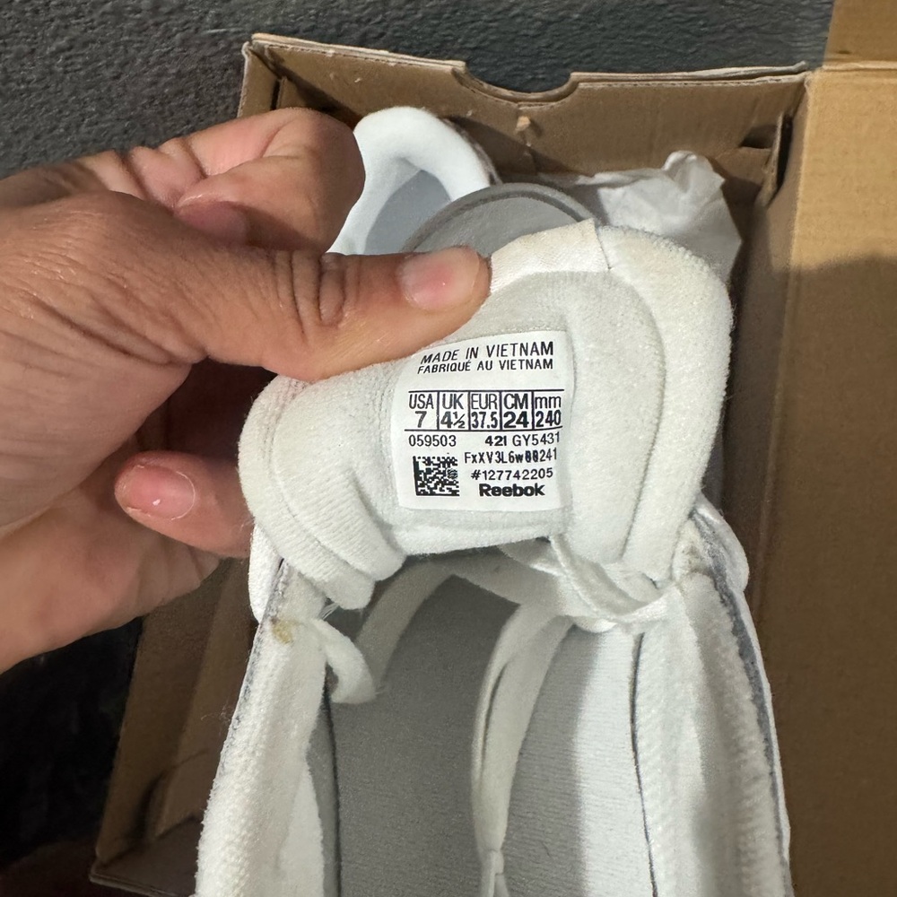 Reebok club C double women